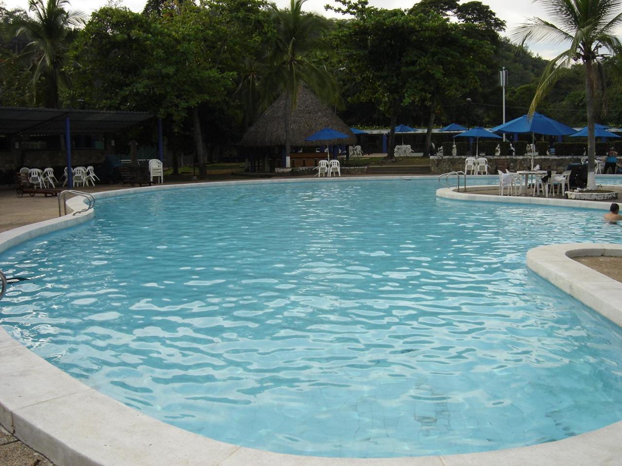 מלגאר Hotel Guadaira Resort מראה חיצוני תמונה
